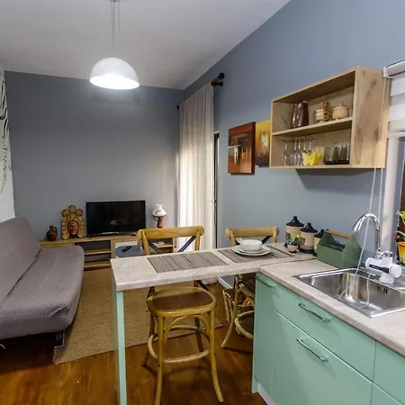 24 Apartment