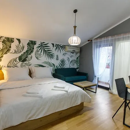 24 Apartament