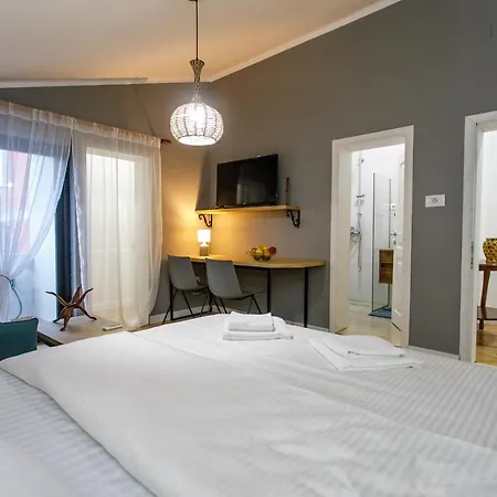 24 Apartment Tirana