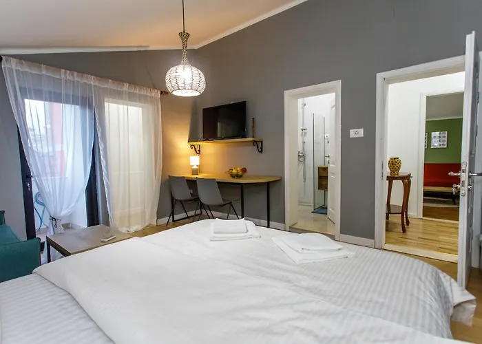 Apartamento 24 *
